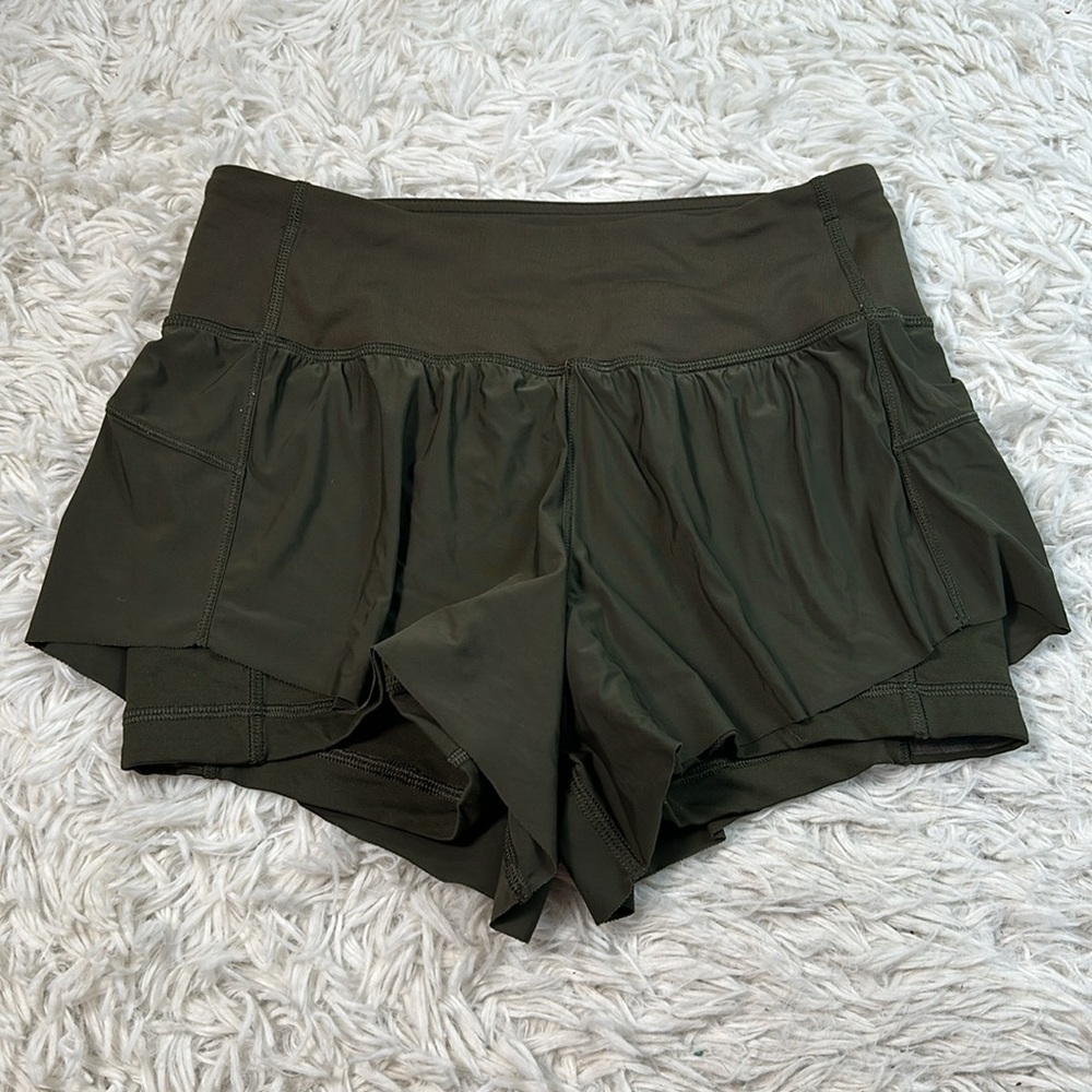 Lululemon Squad Goals Short (3.5") Dark Olive